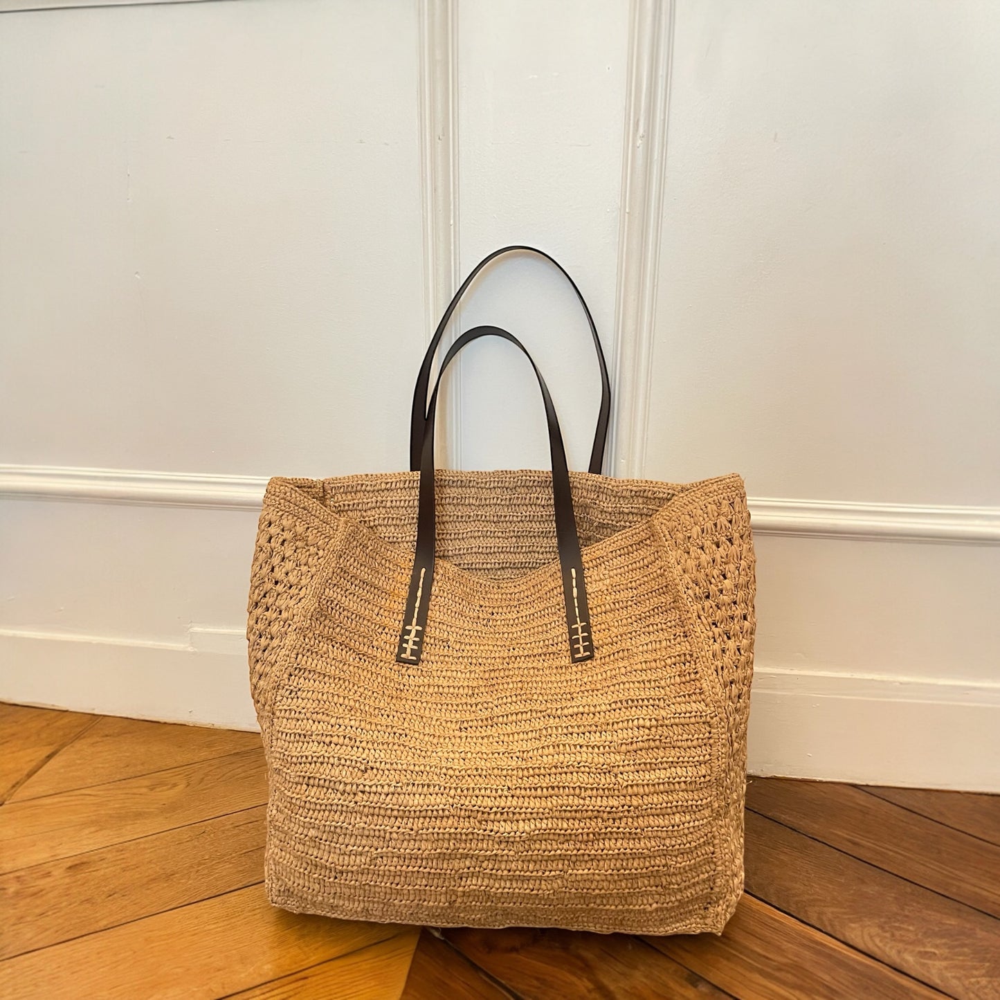 Panier en raphia, Nosi