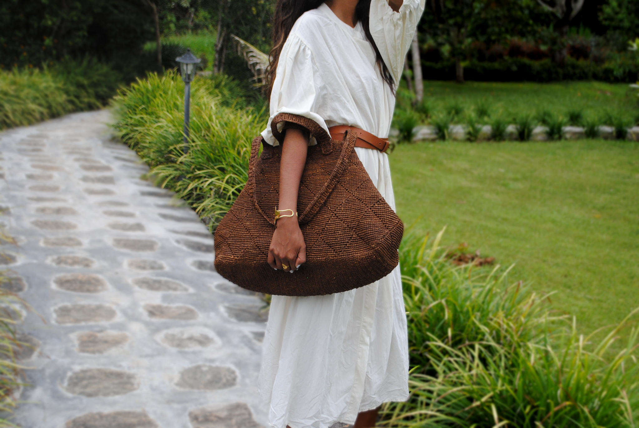 Sac en raphia Bossy Héritage - détail tressage géométrique