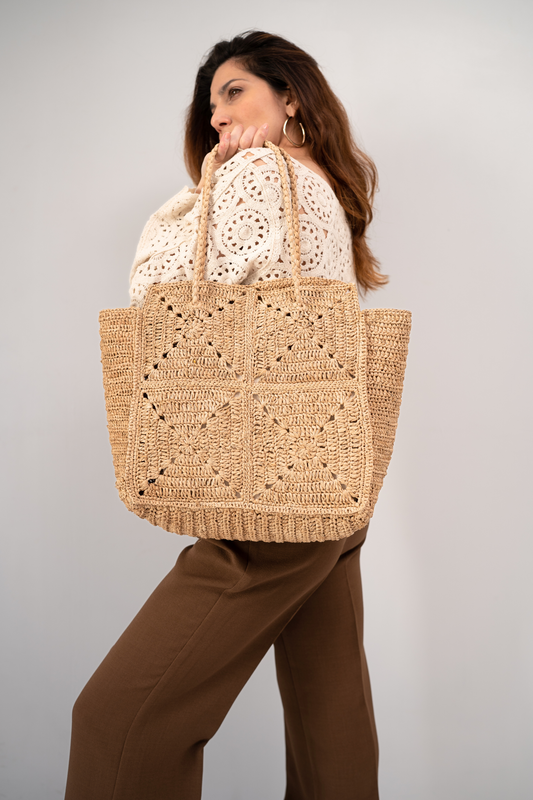 Panier en raphia, July